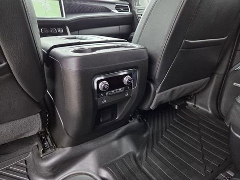 Used 2024 GMC Yukon Denali w/ Max Trailering Package AWD/4WD image 35