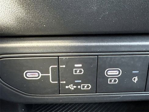 Certified 2025 Kia K4 EX image 30