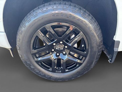 Used 2023 Chevrolet Silverado 1500 RST w/ LPO, Dark Essentials Package AWD/4WD image 15