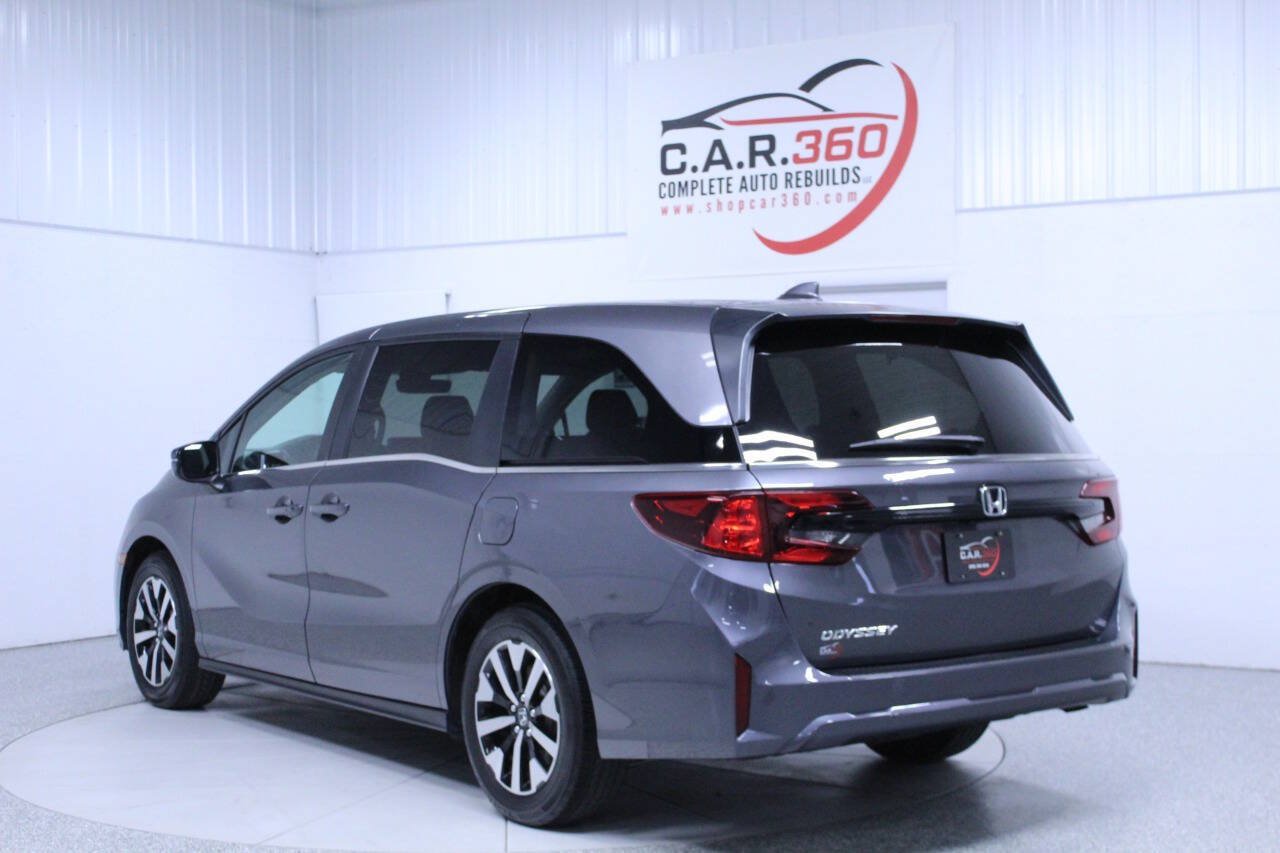 Used 2025 Honda Odyssey EX-L image 4