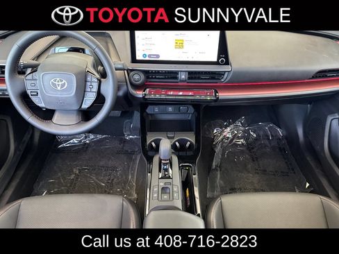 Used 2026 Toyota Prius Plug-In Hybrid FWD image 4
