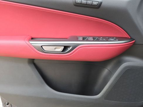 Used 2025 Lexus NX 250 FWD w/ Towing Package (2000 Lbs) image 15