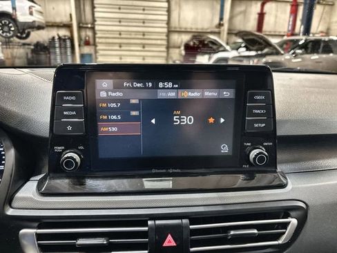 Certified 2022 Kia Seltos LX image 14