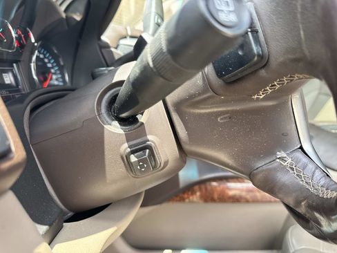 Used 2020 Chevrolet Tahoe Premier RWD image 45
