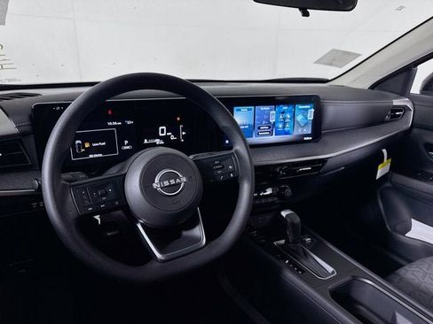 New 2026 Nissan Kicks SV w/ SV Premium Package image 9