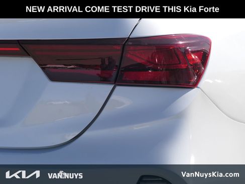 Used 2024 Kia Forte LXS image 4