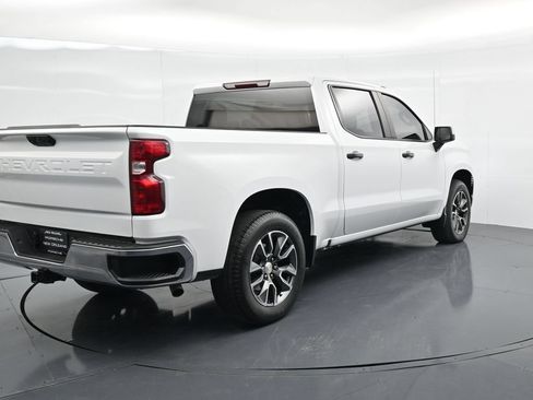Used 2024 Chevrolet Silverado 1500 LT RWD image 7