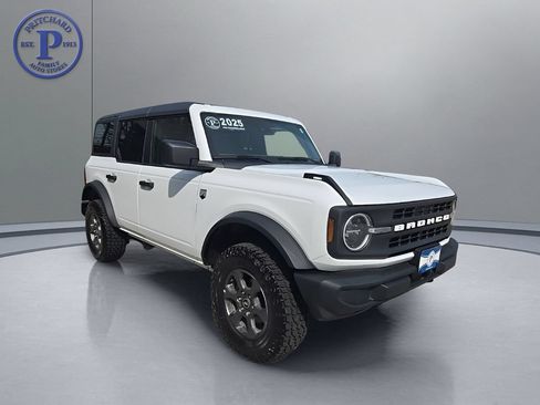 Used 2025 Ford Bronco Big Bend AWD/4WD image 1