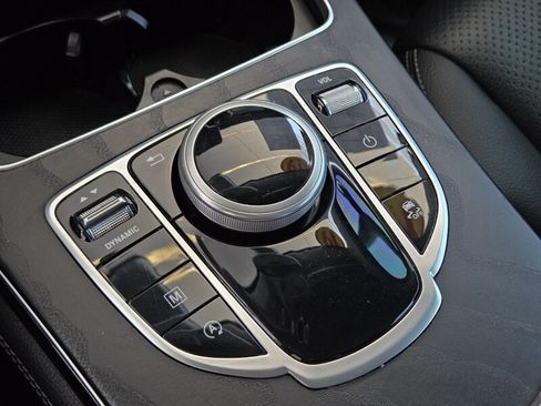 Used 2019 Mercedes-Benz GLC 300 image 34