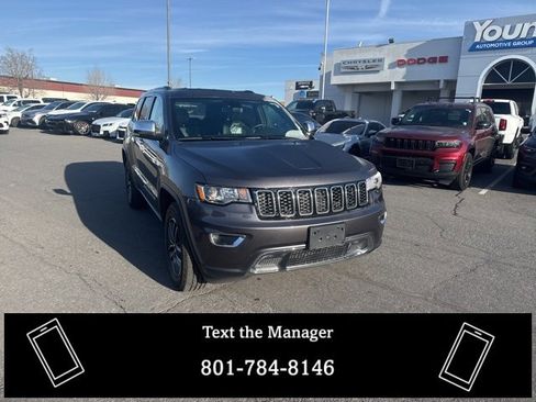 Used 2019 Jeep Grand Cherokee Limited w/ Trailer Tow Group IV image 2