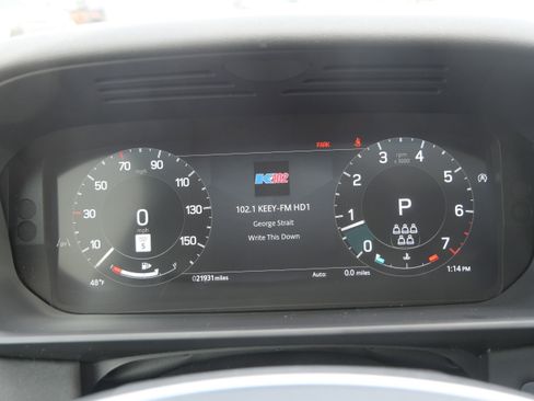 Certified 2024 Land Rover Discovery S AWD/4WD image 30