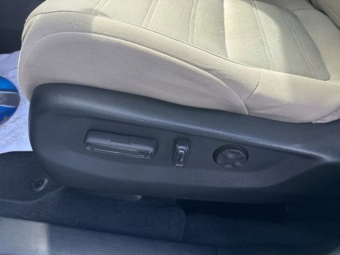 Certified 2022 Honda CR-V EX image 23