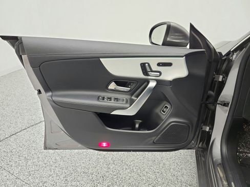 Used 2023 Mercedes-Benz CLA 250 image 15