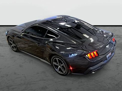 Used 2024 Ford Mustang Coupe RWD image 2