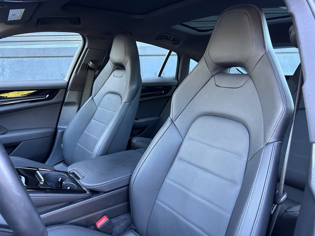 Certified 2026 Porsche Panamera 4 AWD/4WD image 18