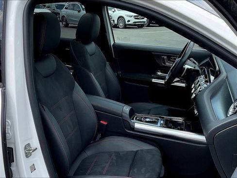 Certified 2024 Mercedes-Benz GLA 250 4MATIC image 31