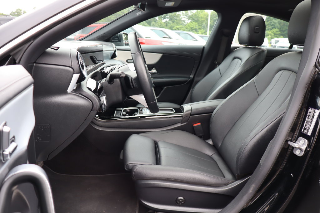 Used 2025 Mercedes-Benz CLA 250 4MATIC image 17
