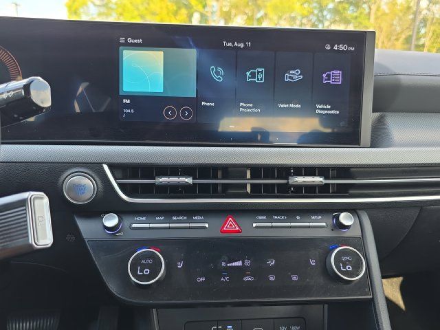 Used 2025 Hyundai Sonata SEL FWD image 22