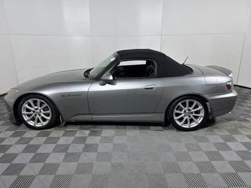 Used 2005 Honda S2000 Base image 4