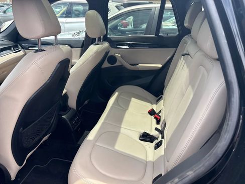 Used 2021 BMW X1 sDrive28i w/ Convenience Package FWD image 5