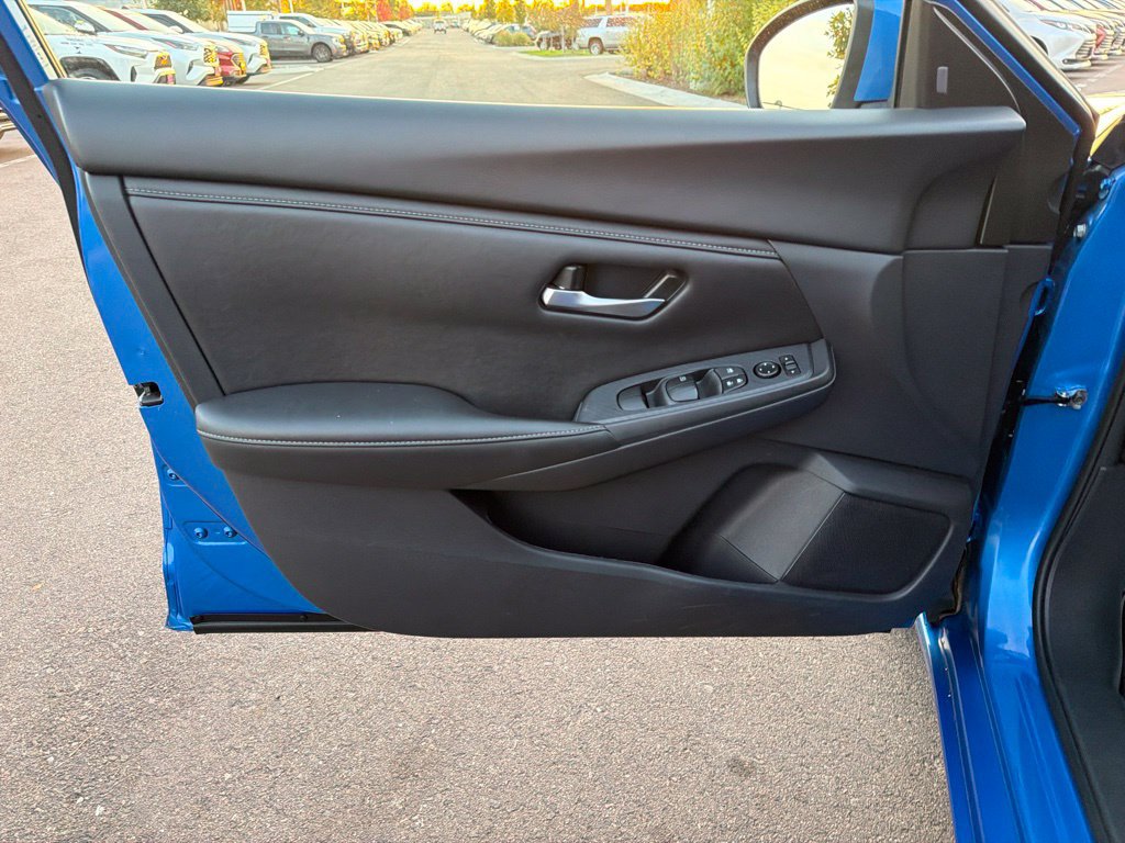 Used 2025 Nissan Sentra SV FWD image 23