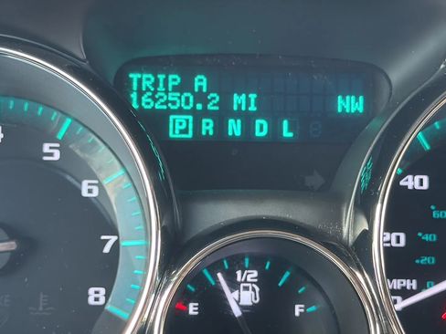 Used 2013 Buick Enclave Leather image 16