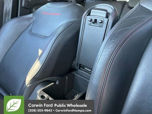 Used 2015 Jeep Renegade Trailhawk w/ Premium Leather Group AWD/4WD image 23