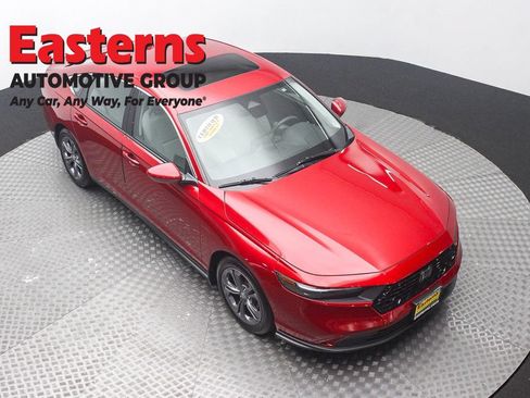 Used 2023 Honda Accord EX image 3