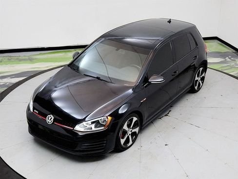 Used 2015 Volkswagen GTI Autobahn FWD image 31