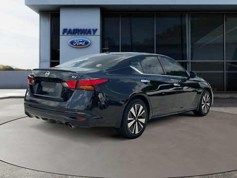 Used 2019 Nissan Altima 2.5 SV FWD image 7
