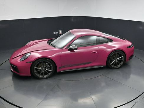 Certified 2023 Porsche 911 Carrera T RWD image 15