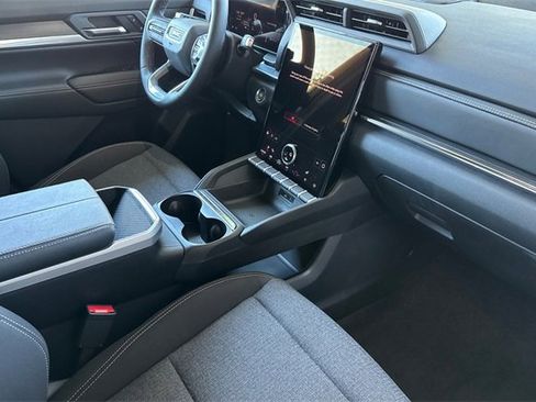 New 2026 GMC Terrain Elevation image 16