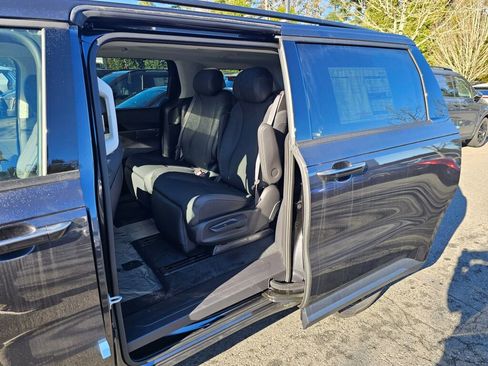 New 2026 Kia Carnival SX Prestige image 23