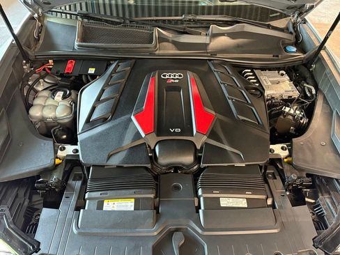 Used 2022 Audi RS Q8 AWD/4WD image 31