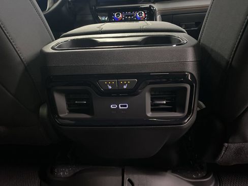 New 2025 GMC Sierra 3500 AT4 w/ AT4 Premium Plus Package image 15