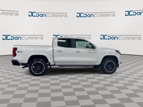 Used 2026 Chevrolet Colorado Z71 w/ Technology Package AWD/4WD image 9