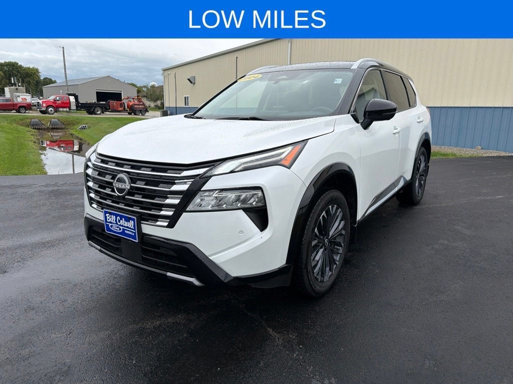 Used 2024 Nissan Rogue Platinum AWD/4WD image 8