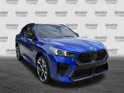New 2026 BMW X2 xDrive28i w/ Technology Package AWD/4WD image 2