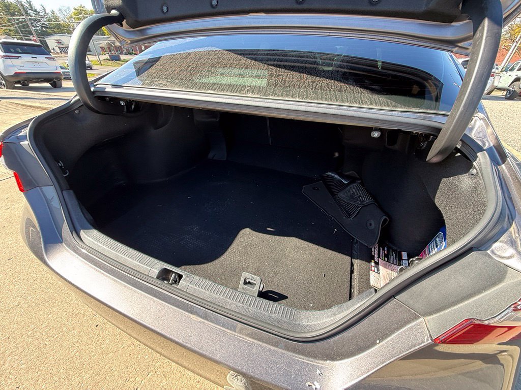 Used 2021 Toyota Camry SE FWD image 26