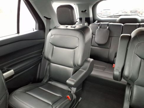 Certified 2023 Ford Explorer XLT w/ Equipment Group 202A image 13