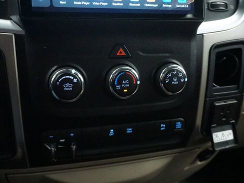 Used 2013 RAM 2500 SLT w/ Protection Group image 33