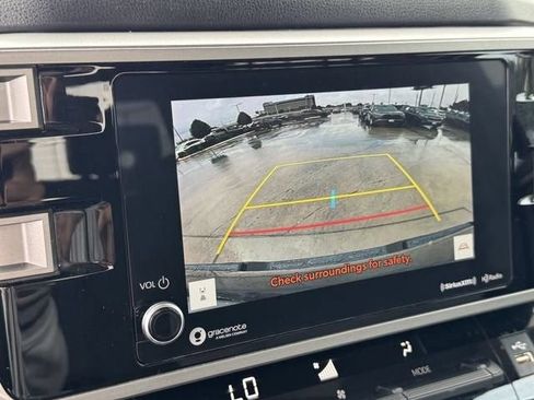 Used 2023 Toyota Tundra SR5 w/ SR5 Convenience Package AWD/4WD image 16