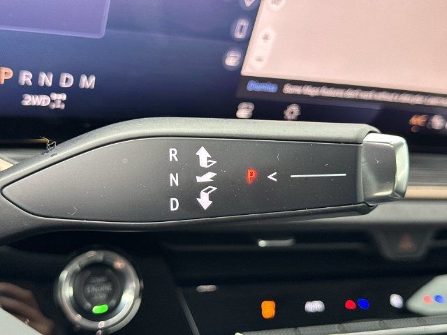 Used 2024 Buick Envision Sport Touring AWD/4WD image 15