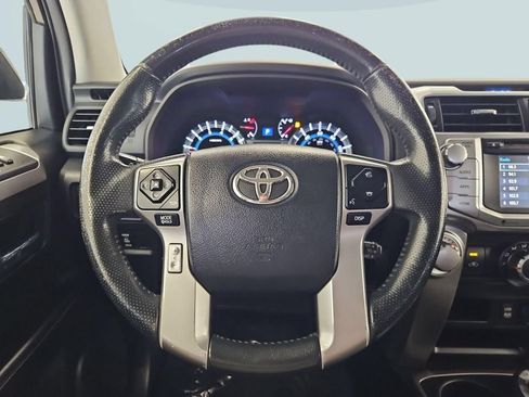 Used 2016 Toyota 4Runner SR5 AWD/4WD image 14