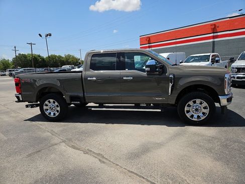 New 2026 Ford F250 Lariat w/ Chrome Package AWD/4WD image 14
