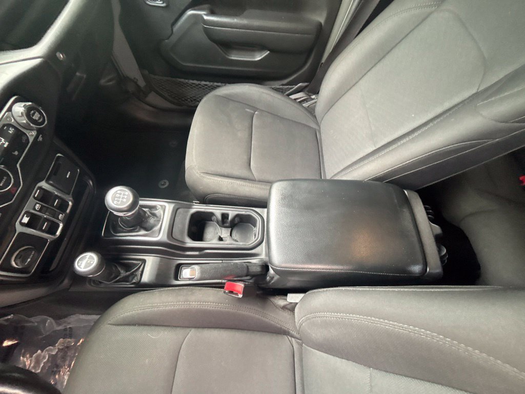 Used 2022 Jeep Wrangler Unlimited Sport AWD/4WD image 15