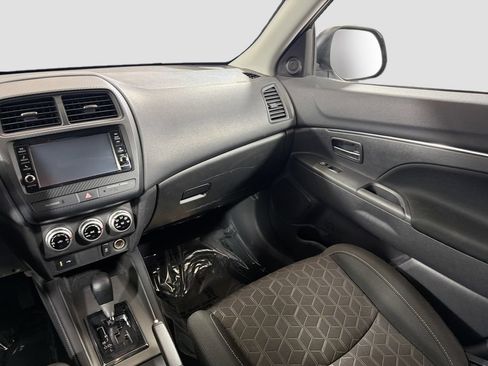 Used 2023 Mitsubishi Outlander Sport AWD image 22