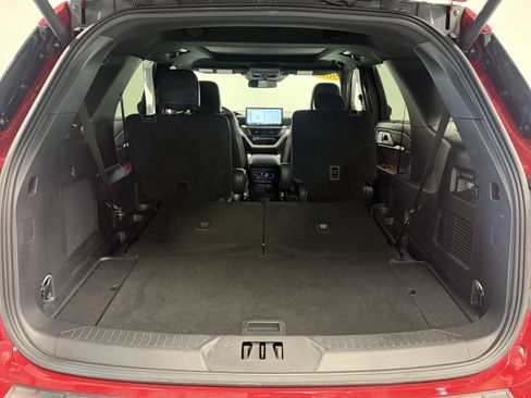 Used 2025 Ford Explorer ST AWD/4WD image 27