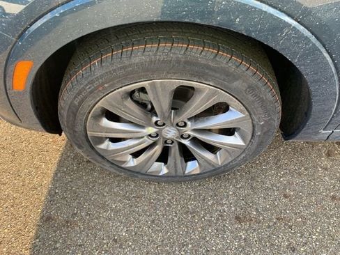 New 2026 Buick Envista Avenir image 11