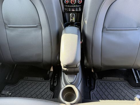 Used 2024 MINI Cooper S image 18